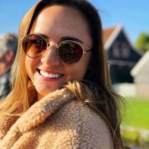 Meet your Posher, Christie